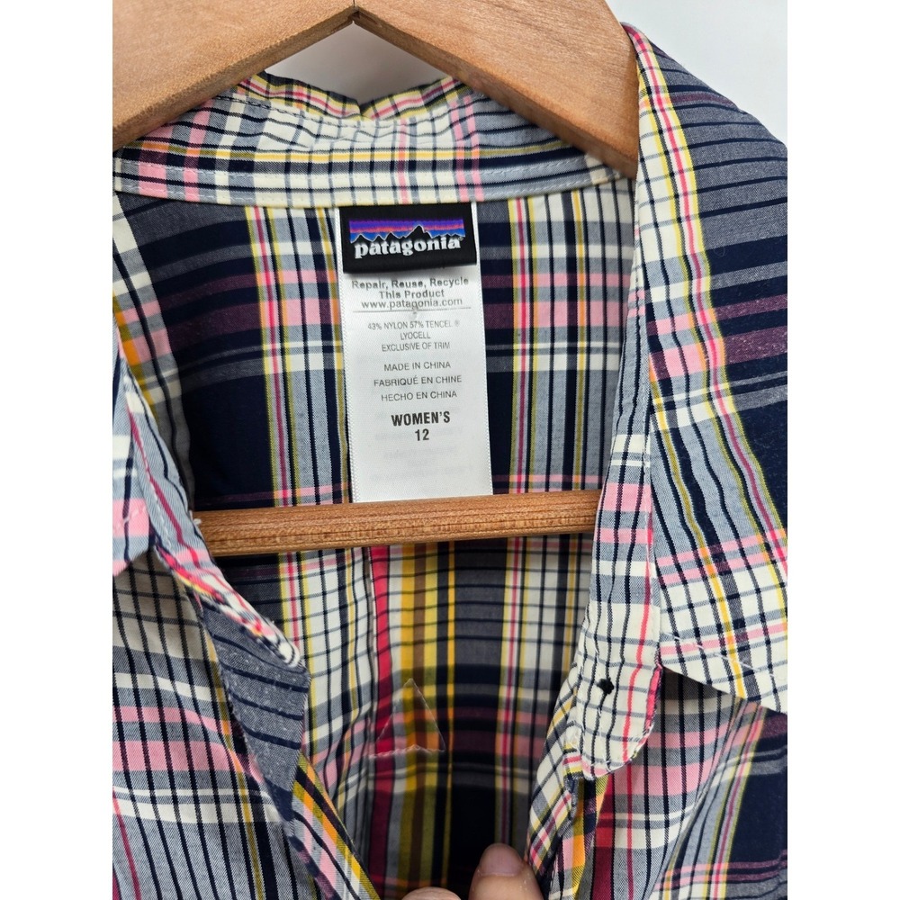 Patagonia Fjord Flannel Shirt Women's Size 12 Organic Cotton‎ Plaid Button Up - Picture 2 of 3